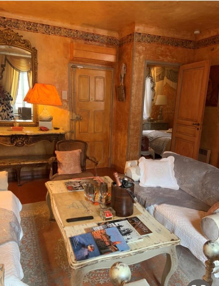 Appartement De Luxe Au Coeur De Saint-Tropez Eksteriør bilde