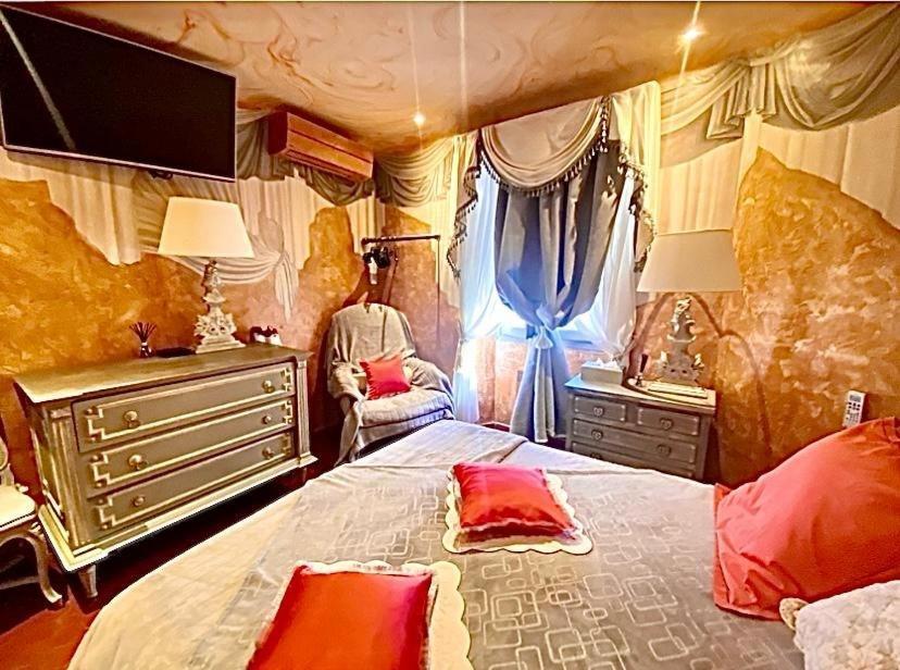 Appartement De Luxe Au Coeur De Saint-Tropez Eksteriør bilde